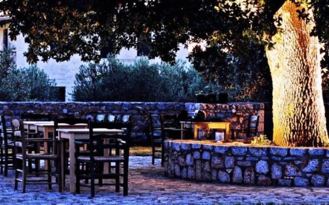 Vlyhada Guesthouse Pyrgos Dirou Luaran gambar