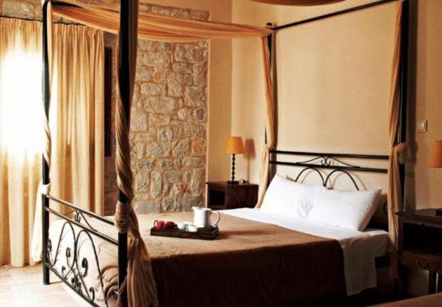 Vlyhada Guesthouse Pyrgos Dirou Luaran gambar